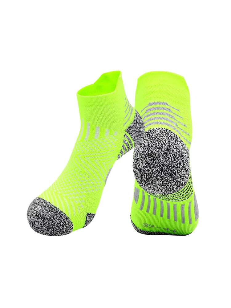 4 Pairs of Breathable and Quick-drying Professional Running Short Sports Socks