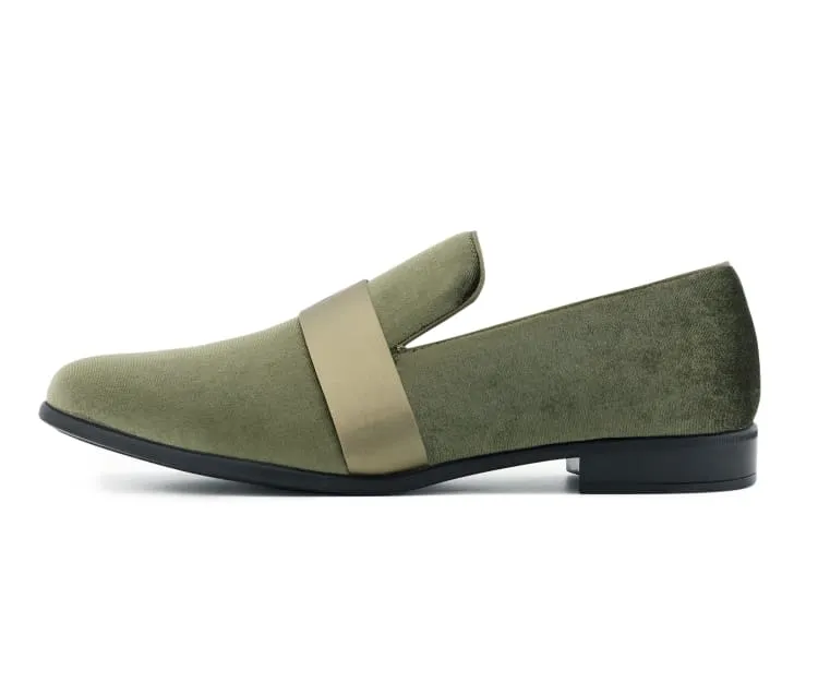 Amali Knight Olive Men’s Velvet Loafers