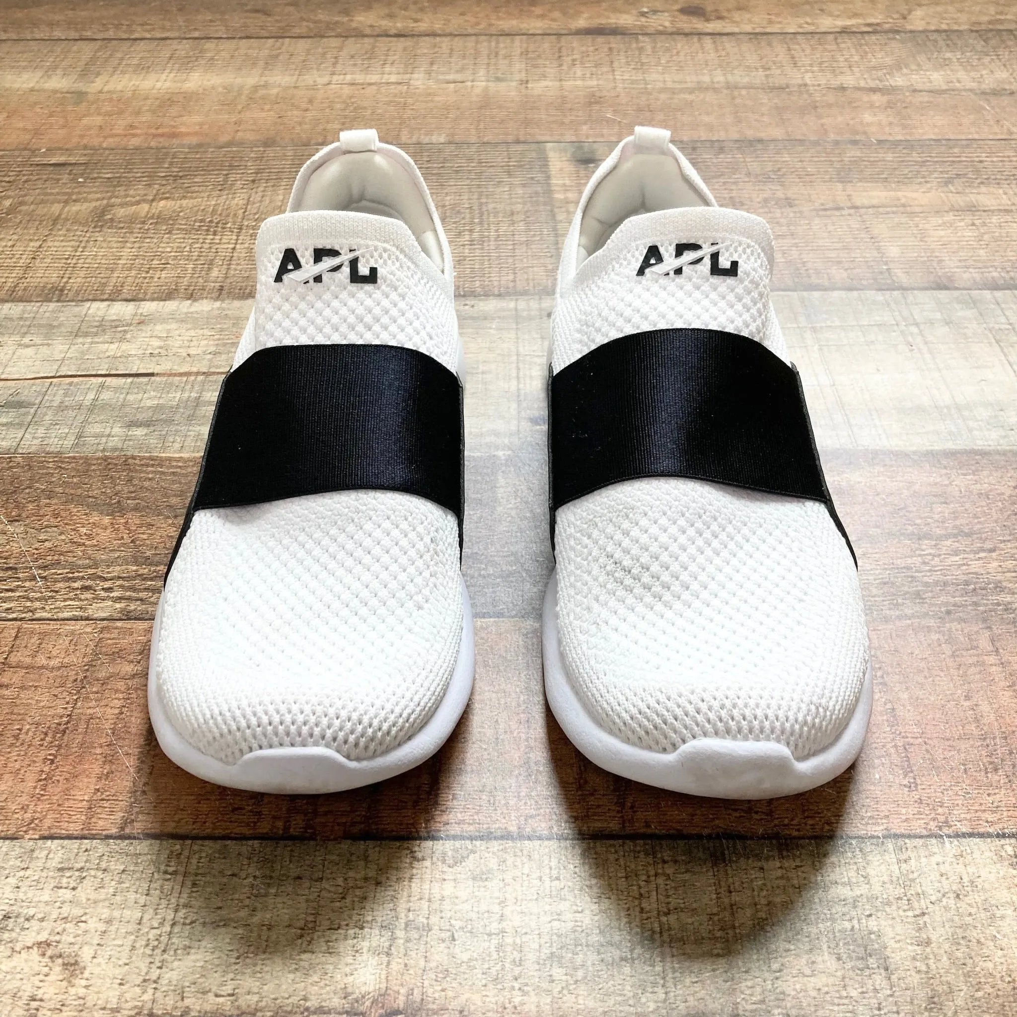 APL White/Black Sneakers- Size 7.5 (see notes)