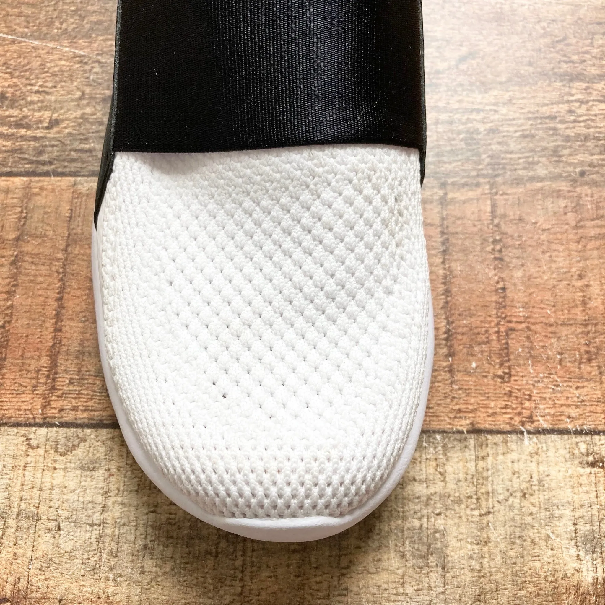 APL White/Black Sneakers- Size 7.5 (see notes)