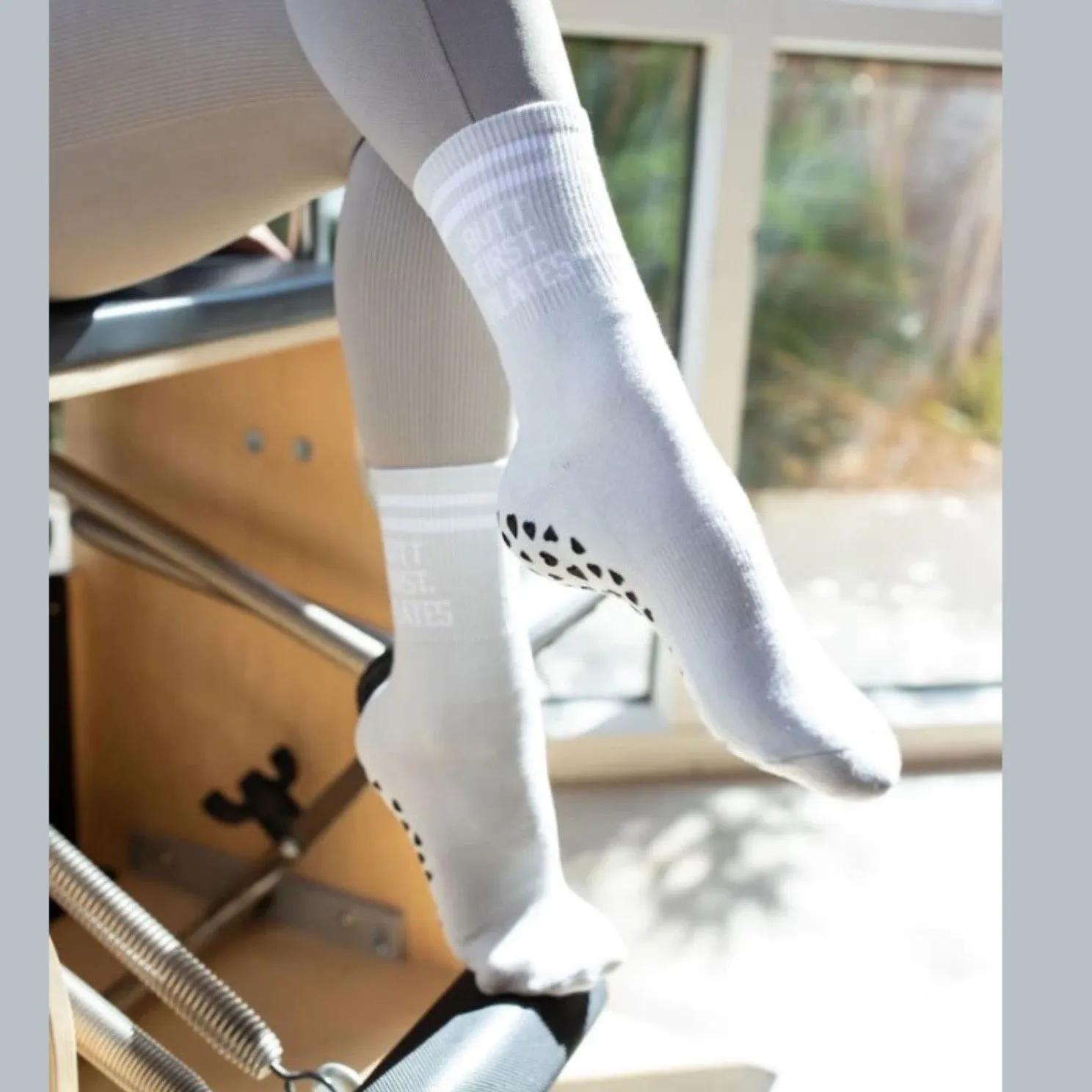 Butt First, Pilates - Crew Grip Sock (Barre / Pilates)