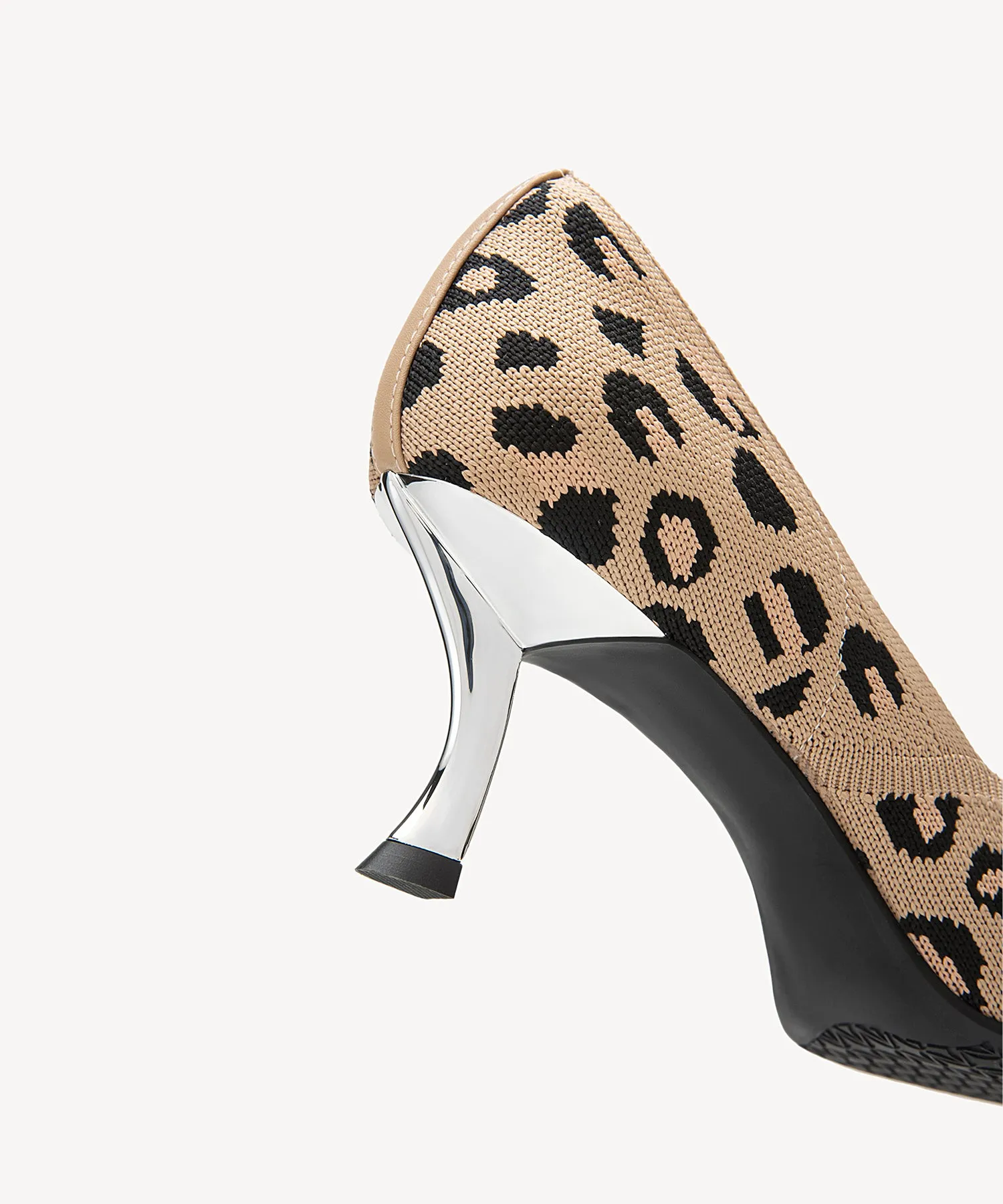 Minimalist Refined Pointed Toe Heeled Pumps